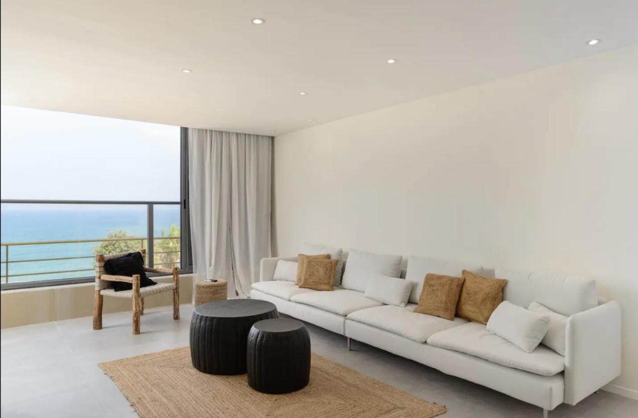 Stylish & Spacious 3 Bedroom Apartment By The Sea Netanya Exterior foto
