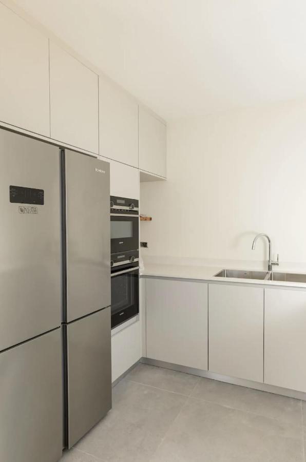 Stylish & Spacious 3 Bedroom Apartment By The Sea Netanya Exterior foto